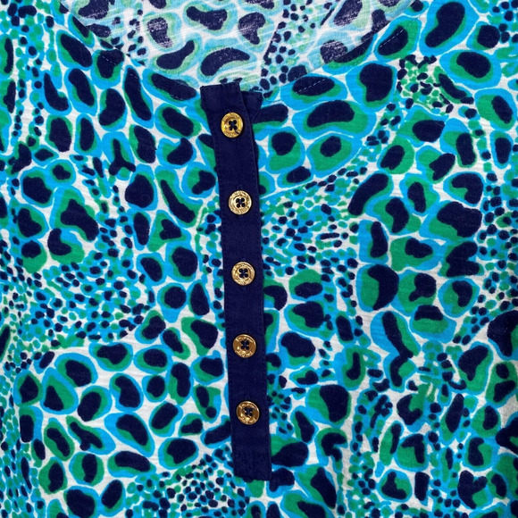 Lilly Pulitzer Womens Caila Dress Size S Gigi Henley Button Cyan Blue Giraffe - Picture 3 of 9